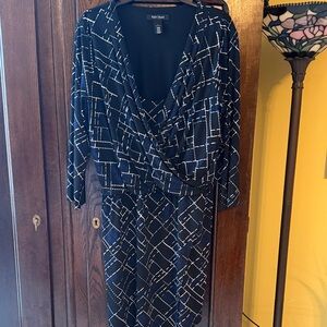 White House Black Market Black Navy & White Geometric Long Sleeve Blouson Dress